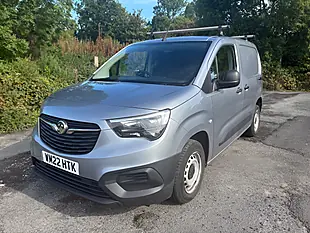Used 2022 Vauxhall Combo Dynamic Grey - Interior and Exterior details 4
