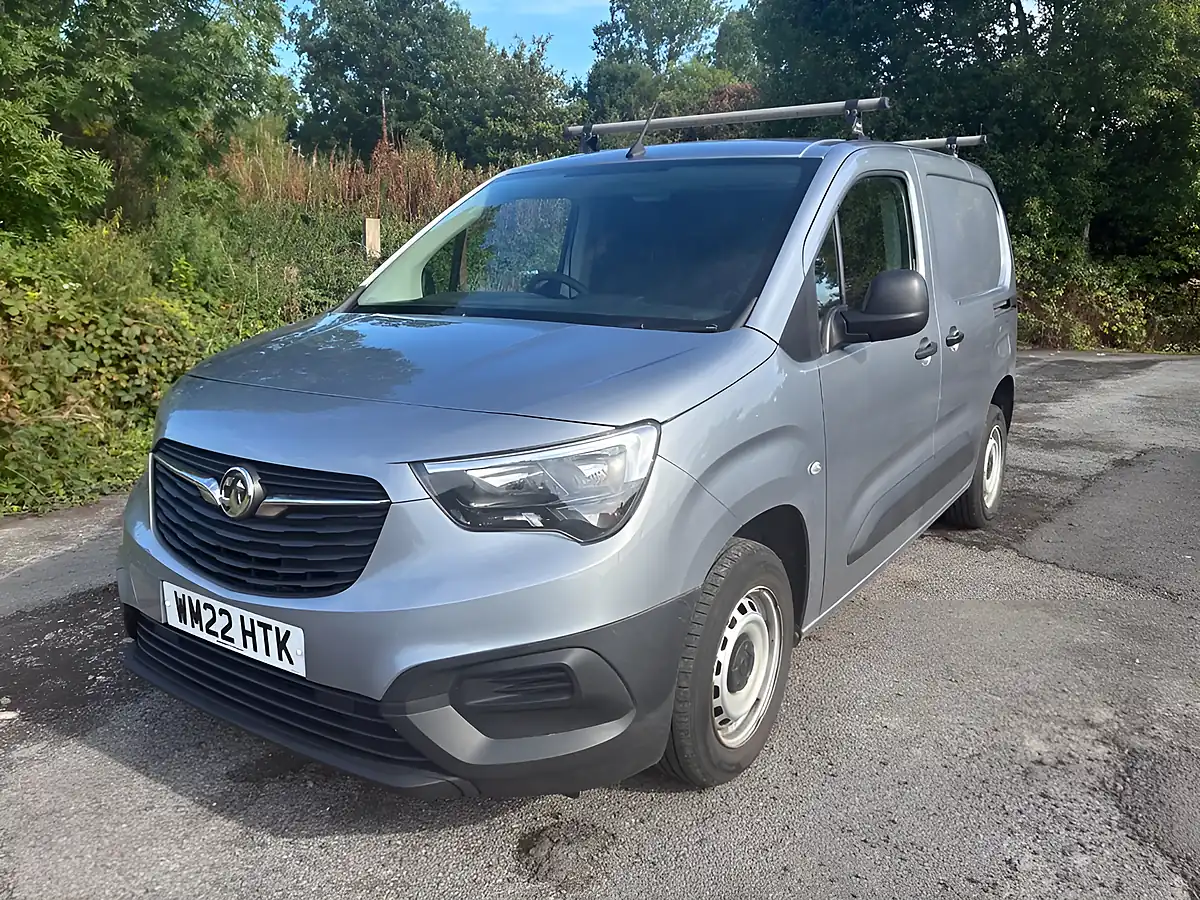Used 2022 Vauxhall Combo Dynamic Grey - Interior and Exterior details 4