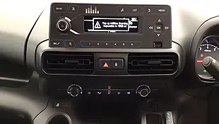 Used 2022 Vauxhall Combo Dynamic White - Interior and Exterior details 11