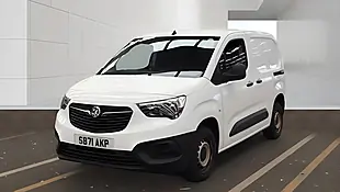 Used 2022 Vauxhall Combo Dynamic White - Interior and Exterior details 2