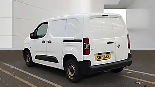 Used 2022 Vauxhall Combo Dynamic White - Interior and Exterior details 3