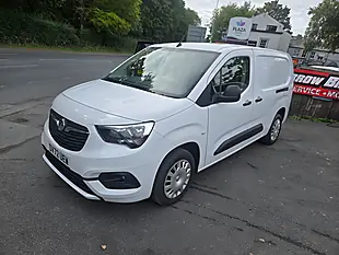 Used 2022 Vauxhall Combo H1 Sportive White - Interior and Exterior details 3