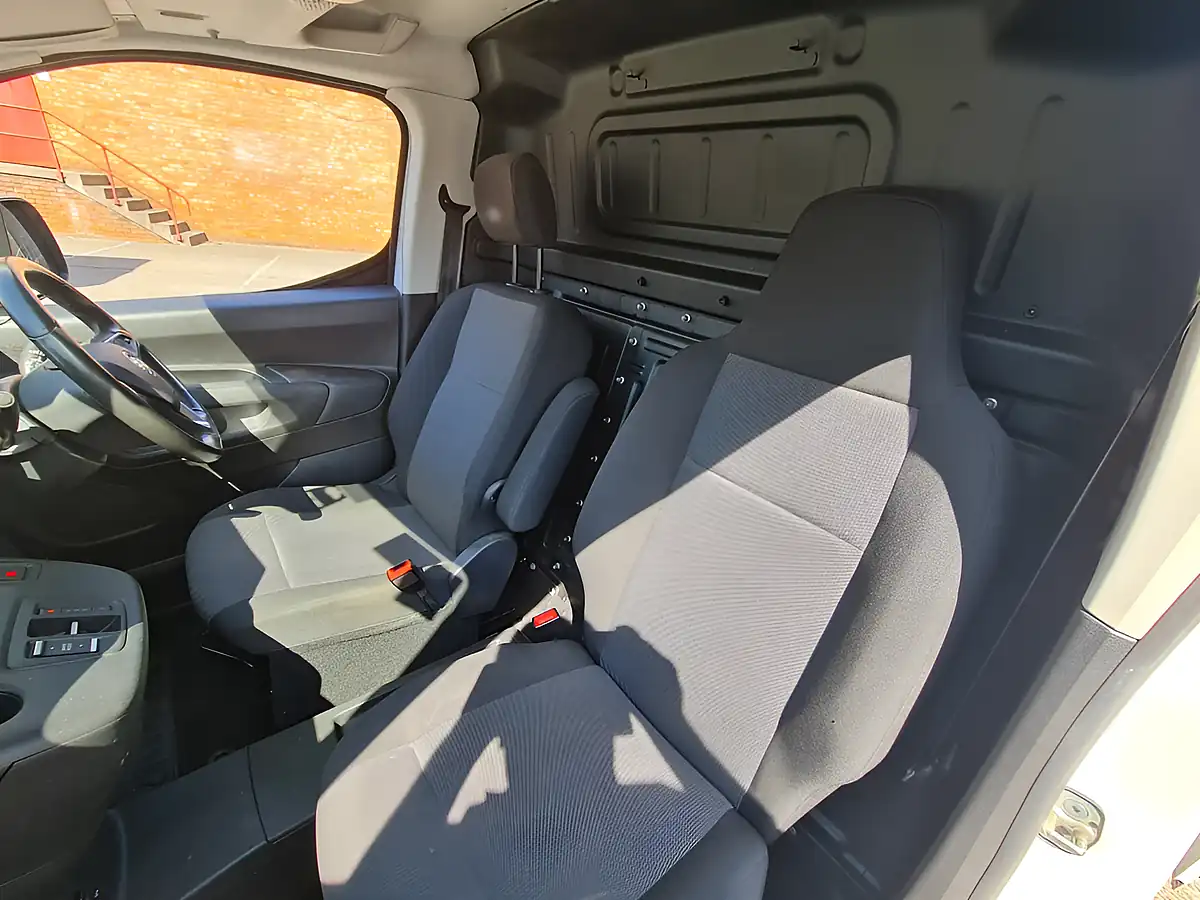 Used 2022 Vauxhall Combo L1H1 2300 Dynamic White - Interior and Exterior details 13