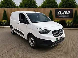 2022 Vauxhall Combo Dynamic Electric