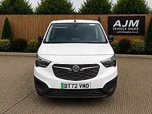 Used 2022 Vauxhall Combo L1H1 2300 Dynamic White - Interior and Exterior details 3