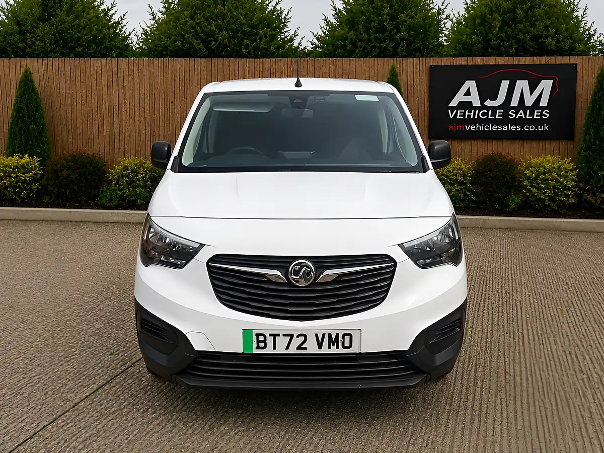 Used 2022 Vauxhall Combo L1H1 2300 Dynamic White - Interior and Exterior details 3
