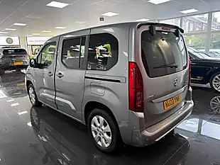 Used 2022 Vauxhall Combo Life Electric Se Grey - Interior and Exterior details 11