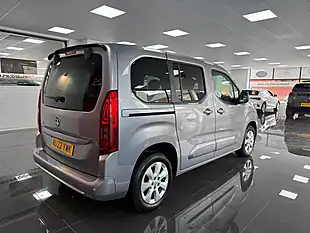 Used 2022 Vauxhall Combo Life Electric Se Grey - Interior and Exterior details 2