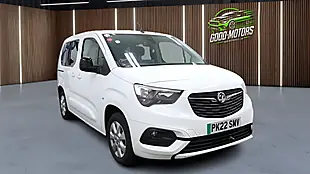 Used 2022 Vauxhall Combo Life Electric Se White - Interior and Exterior details 3