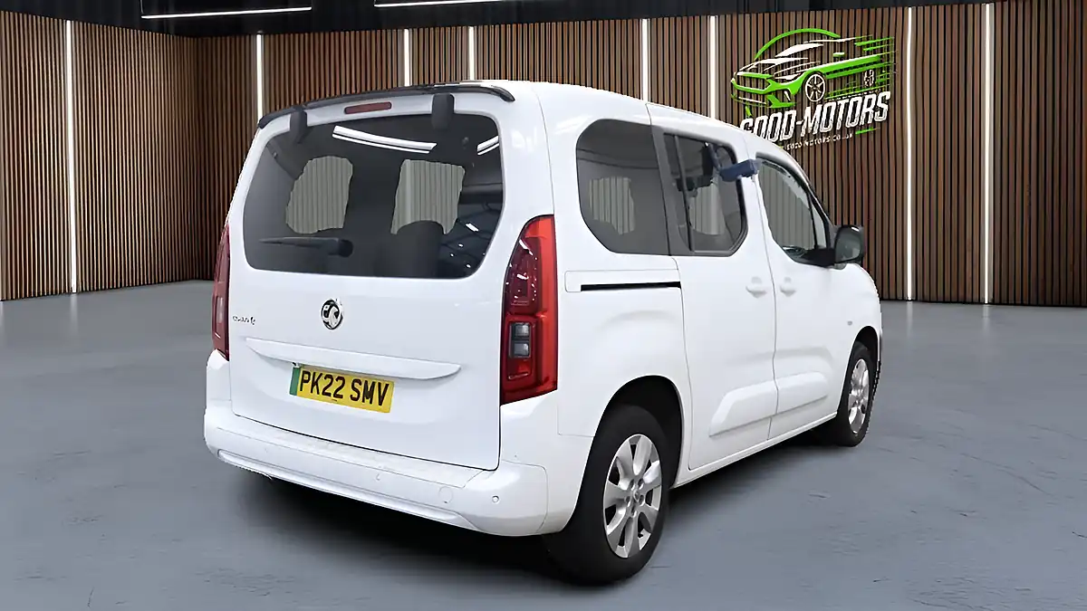 Used 2022 Vauxhall Combo Life Electric Se White - Interior and Exterior details 7