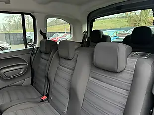 Used 2022 Vauxhall Combo Life Se Grey - Interior and Exterior details 12