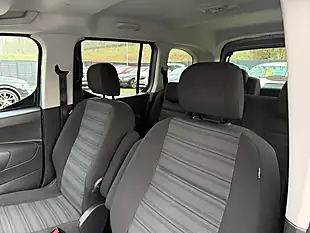 Used 2022 Vauxhall Combo Life Se Grey - Interior and Exterior details 18