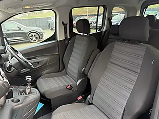 Used 2022 Vauxhall Combo Life Se Grey - Interior and Exterior details 19