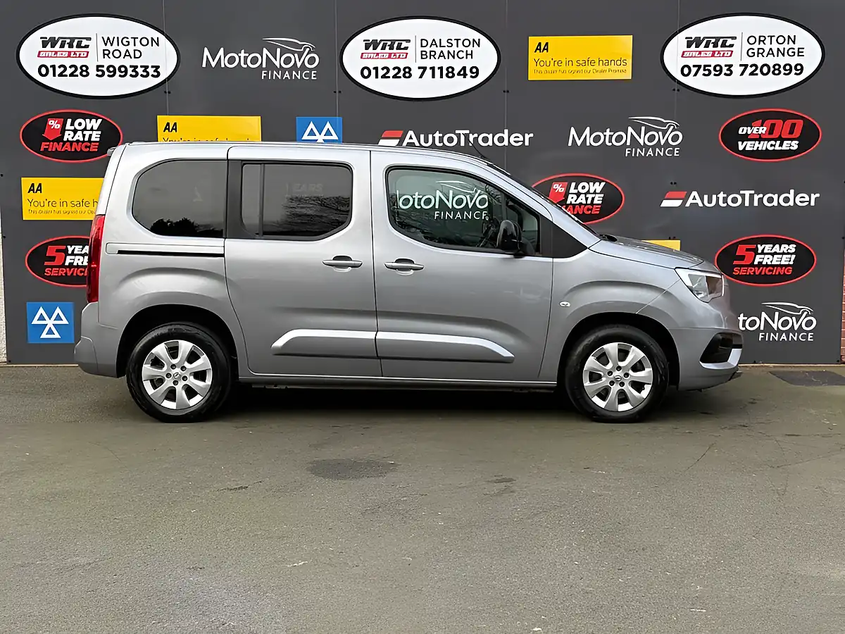 Used 2022 Vauxhall Combo Life Se Grey - Interior and Exterior details 5