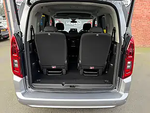 Used 2022 Vauxhall Combo Life Se Grey - Interior and Exterior details 9