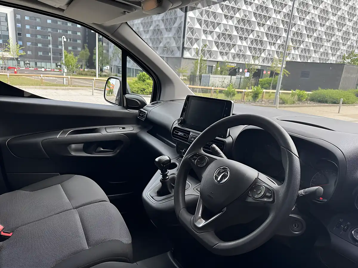 Used 2022 Vauxhall Combo Sportive Grey - Interior and Exterior details 10