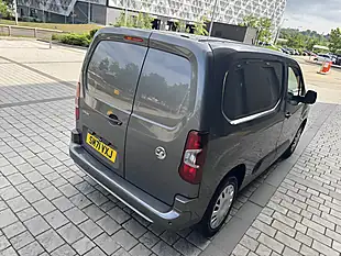 Used 2022 Vauxhall Combo Sportive Grey - Interior and Exterior details 14