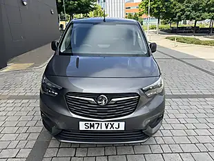 Used 2022 Vauxhall Combo Sportive Grey - Interior and Exterior details 2