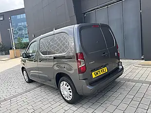 Used 2022 Vauxhall Combo Sportive Grey - Interior and Exterior details 6