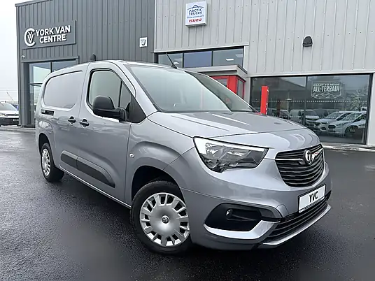 2022 Vauxhall Combo 1.5 2300 Sportive