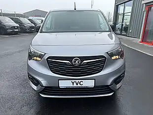 Used 2022 Vauxhall Combo Sportive Grey - Interior and Exterior details 6