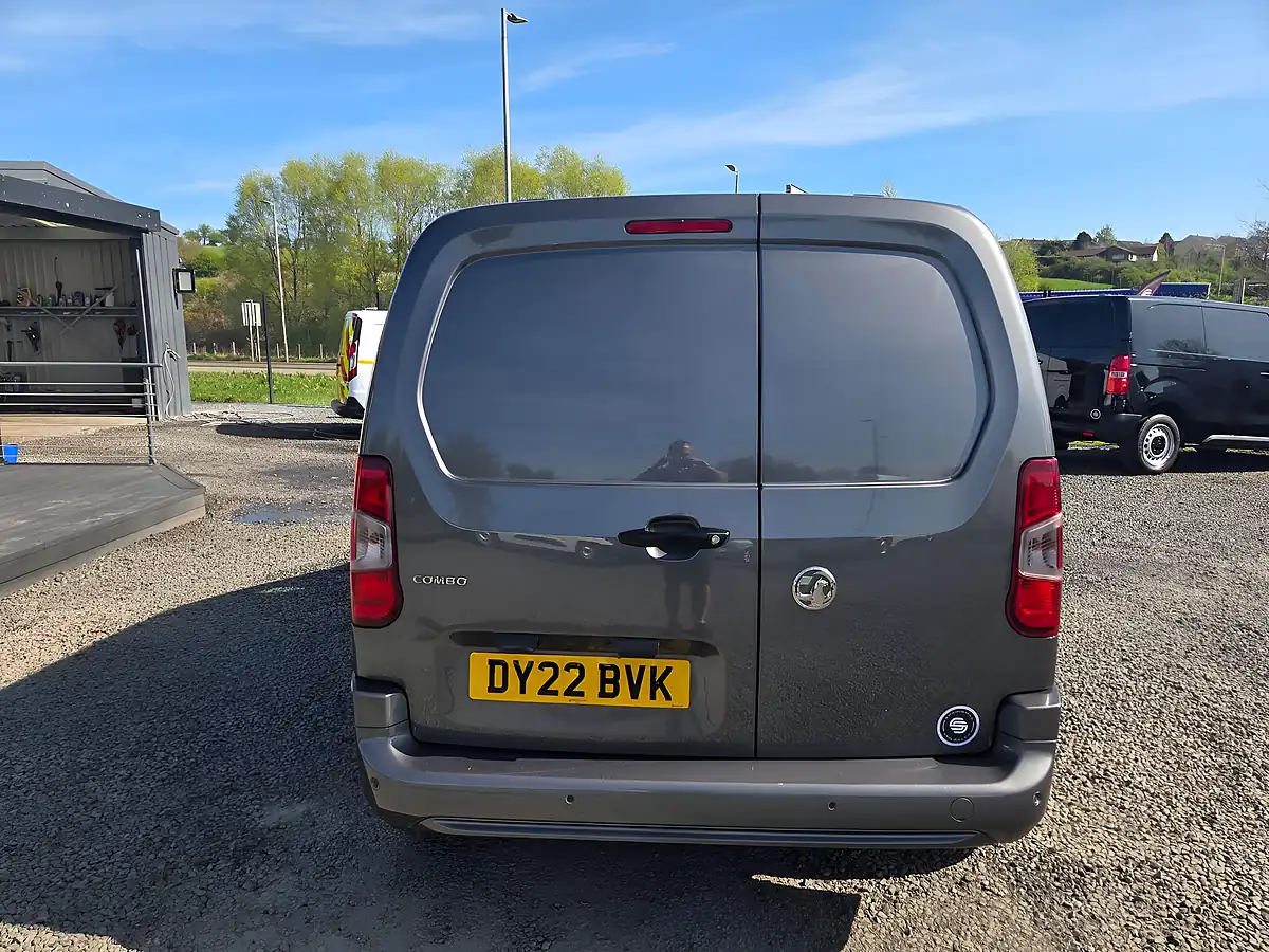 Used 2022 Vauxhall Combo Sportive Grey - Interior and Exterior details 16