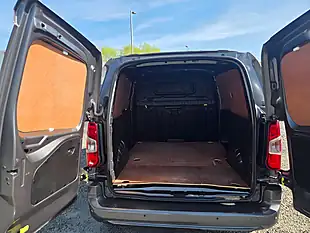 Used 2022 Vauxhall Combo Sportive Grey - Interior and Exterior details 17
