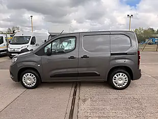Used 2022 Vauxhall Combo Sportive L1 Swb Grey - Interior and Exterior details 7