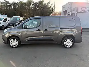 Used 2022 Vauxhall Combo Sportive L2 Grey - Interior and Exterior details 10
