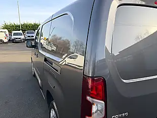 Used 2022 Vauxhall Combo Sportive L2 Grey - Interior and Exterior details 12