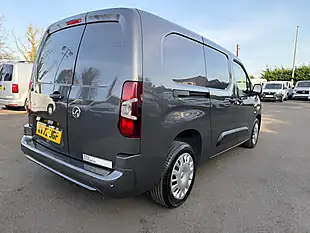 Used 2022 Vauxhall Combo Sportive L2 Grey - Interior and Exterior details 18