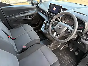 Used 2022 Vauxhall Combo Sportive L2 Grey - Interior and Exterior details 3