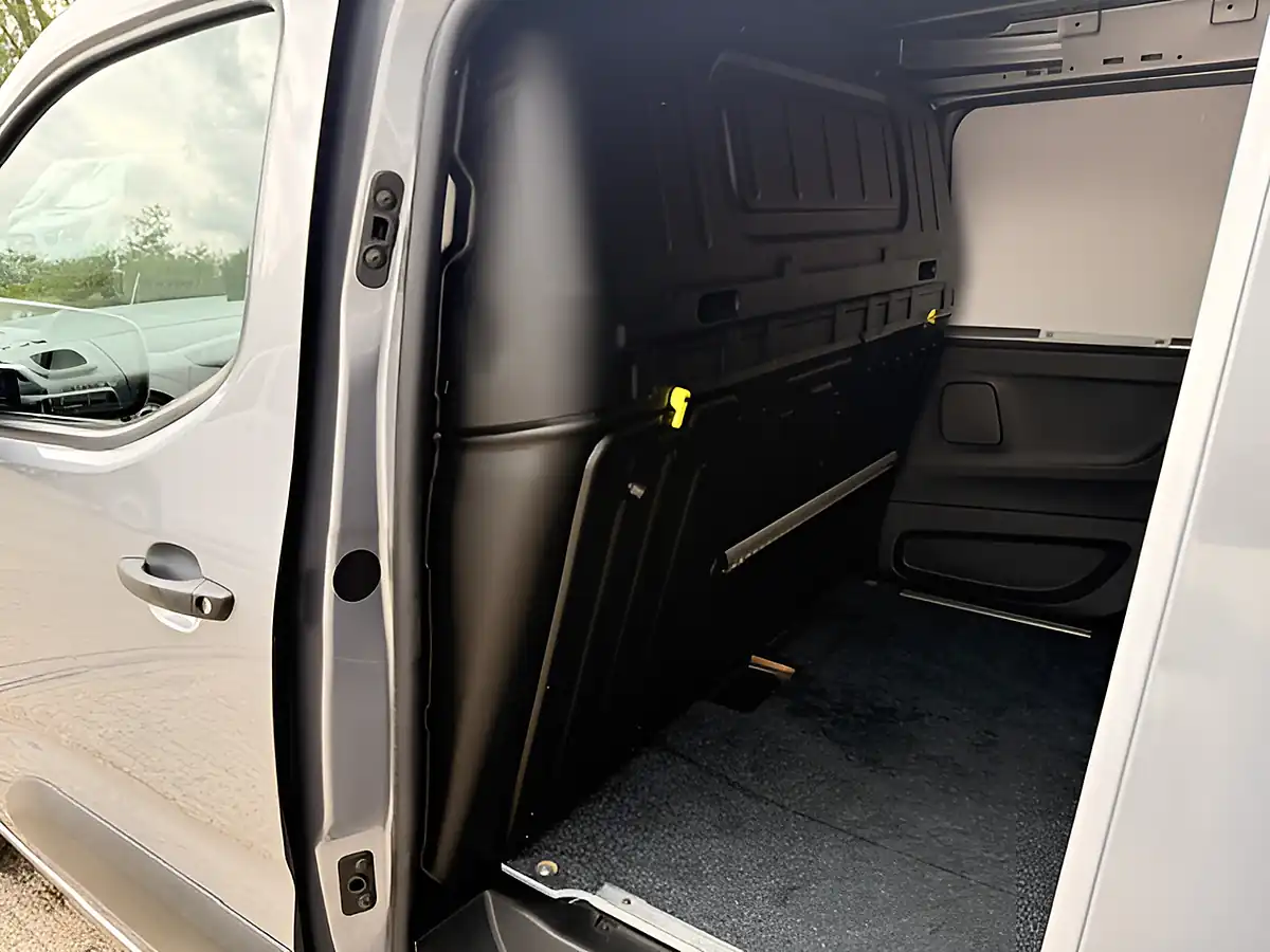 Used 2022 Vauxhall Combo Sportive L2 Lwb Grey - Interior and Exterior details 12