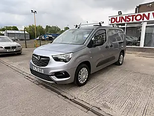 Used 2022 Vauxhall Combo Sportive L2 Lwb Grey - Interior and Exterior details 13