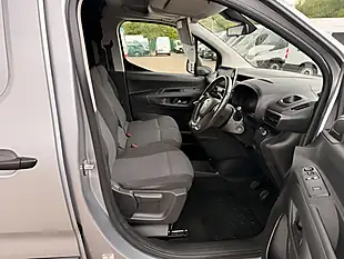 Used 2022 Vauxhall Combo Sportive L2 Lwb Grey - Interior and Exterior details 18