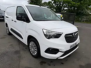 Used 2022 Vauxhall Combo Sportive White - Interior and Exterior details 10