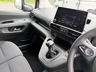 Used 2022 Vauxhall Combo Sportive White - Interior and Exterior details 17