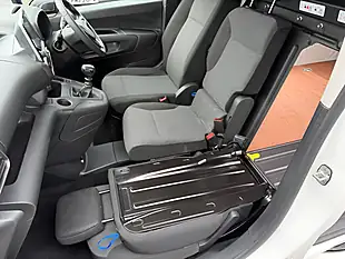 Used 2022 Vauxhall Combo Sportive White - Interior and Exterior details 18
