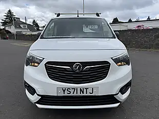 Used 2022 Vauxhall Combo Sportive White - Interior and Exterior details 2