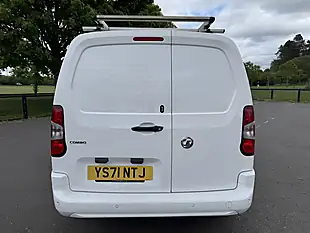 Used 2022 Vauxhall Combo Sportive White - Interior and Exterior details 6