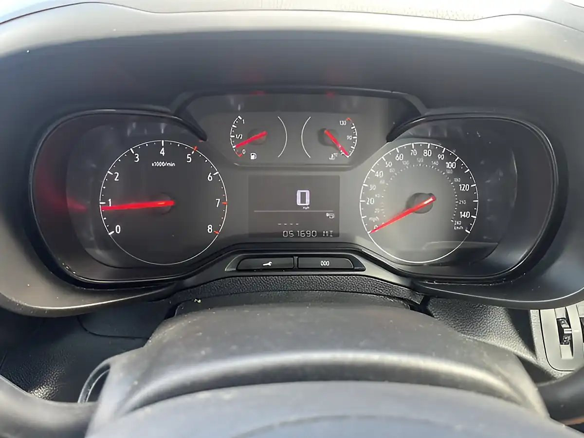 Used 2022 Vauxhall Combo Sportive White - Interior and Exterior details 12