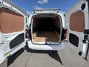 Used 2022 Vauxhall Combo Sportive White - Interior and Exterior details 20