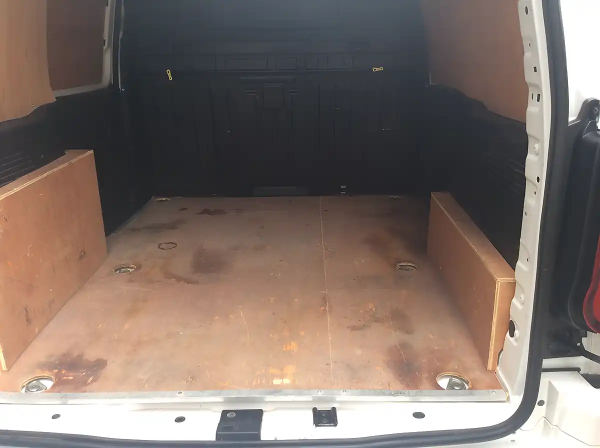 Used 2022 Vauxhall Combo Sportive White - Interior and Exterior details 11