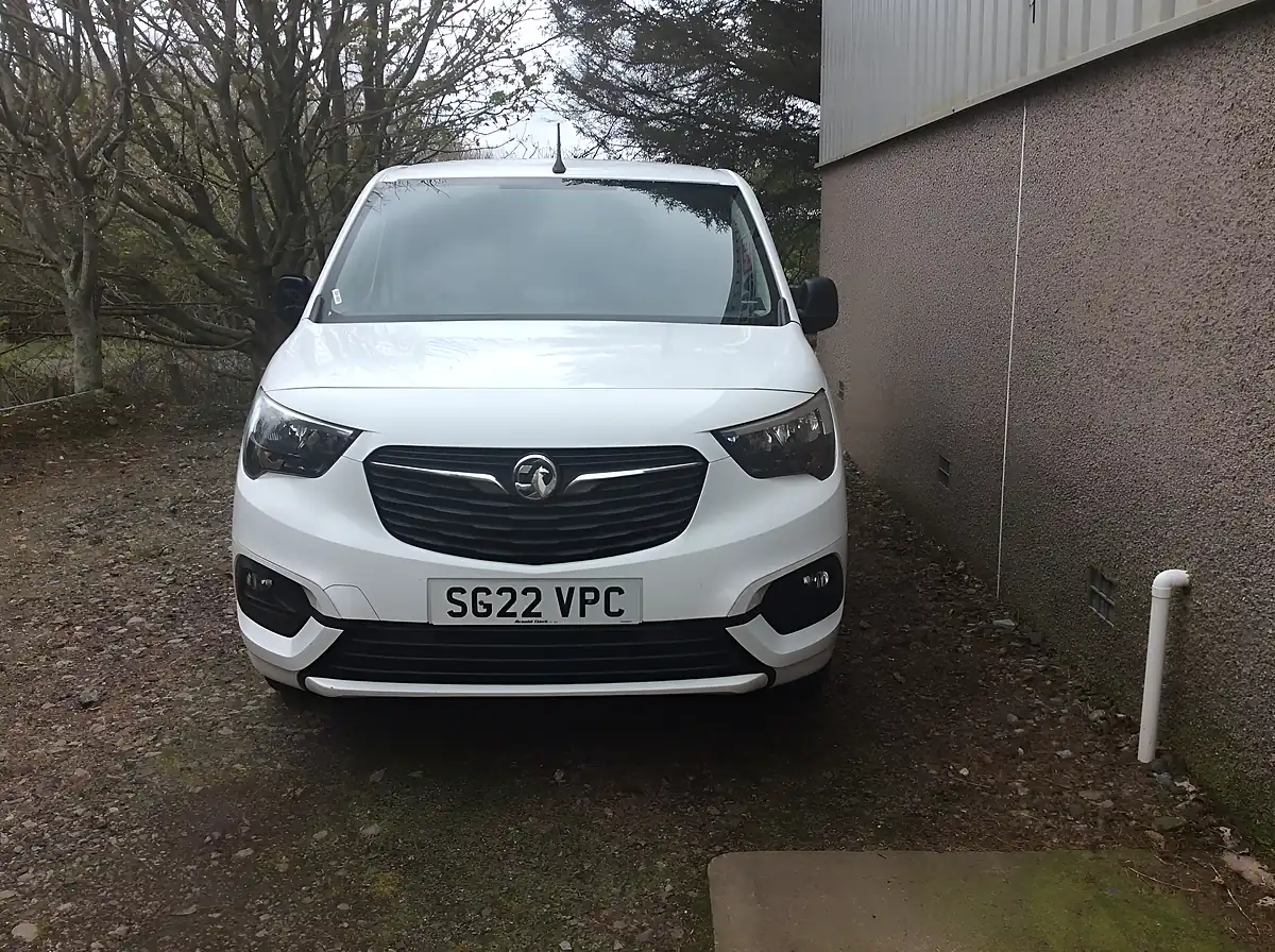 Used 2022 Vauxhall Combo Sportive White - Interior and Exterior details 8