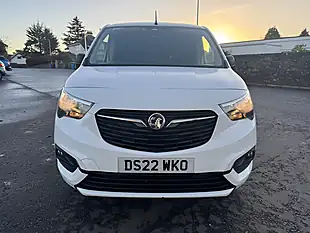 Used 2022 Vauxhall Combo Sportive White - Interior and Exterior details 4