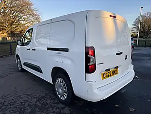 Used 2022 Vauxhall Combo Sportive White - Interior and Exterior details 7