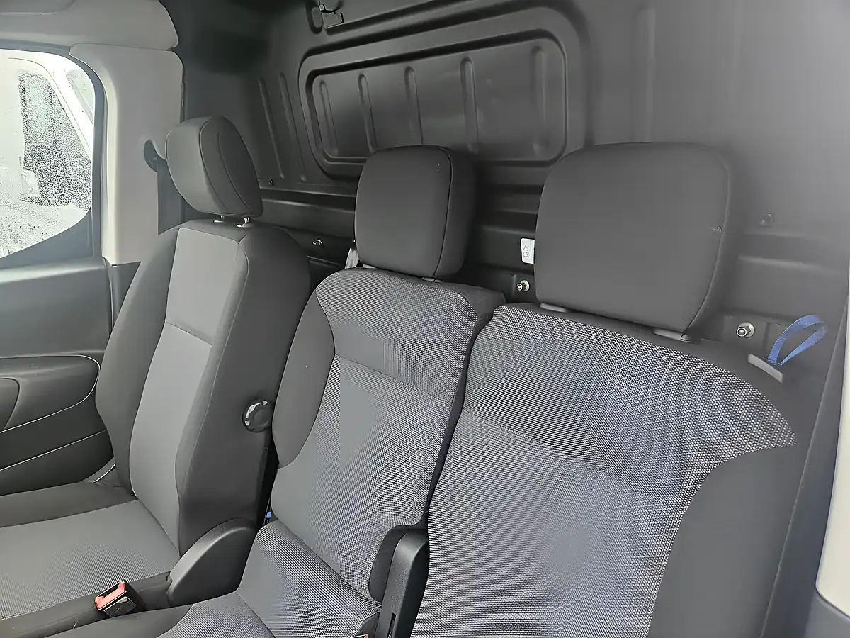 Used 2022 Vauxhall Combo Sportive White - Interior and Exterior details 12