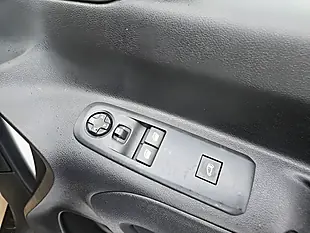 Used 2022 Vauxhall Combo Sportive White - Interior and Exterior details 18
