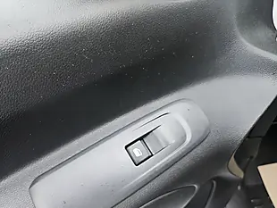 Used 2022 Vauxhall Combo Sportive White - Interior and Exterior details 19