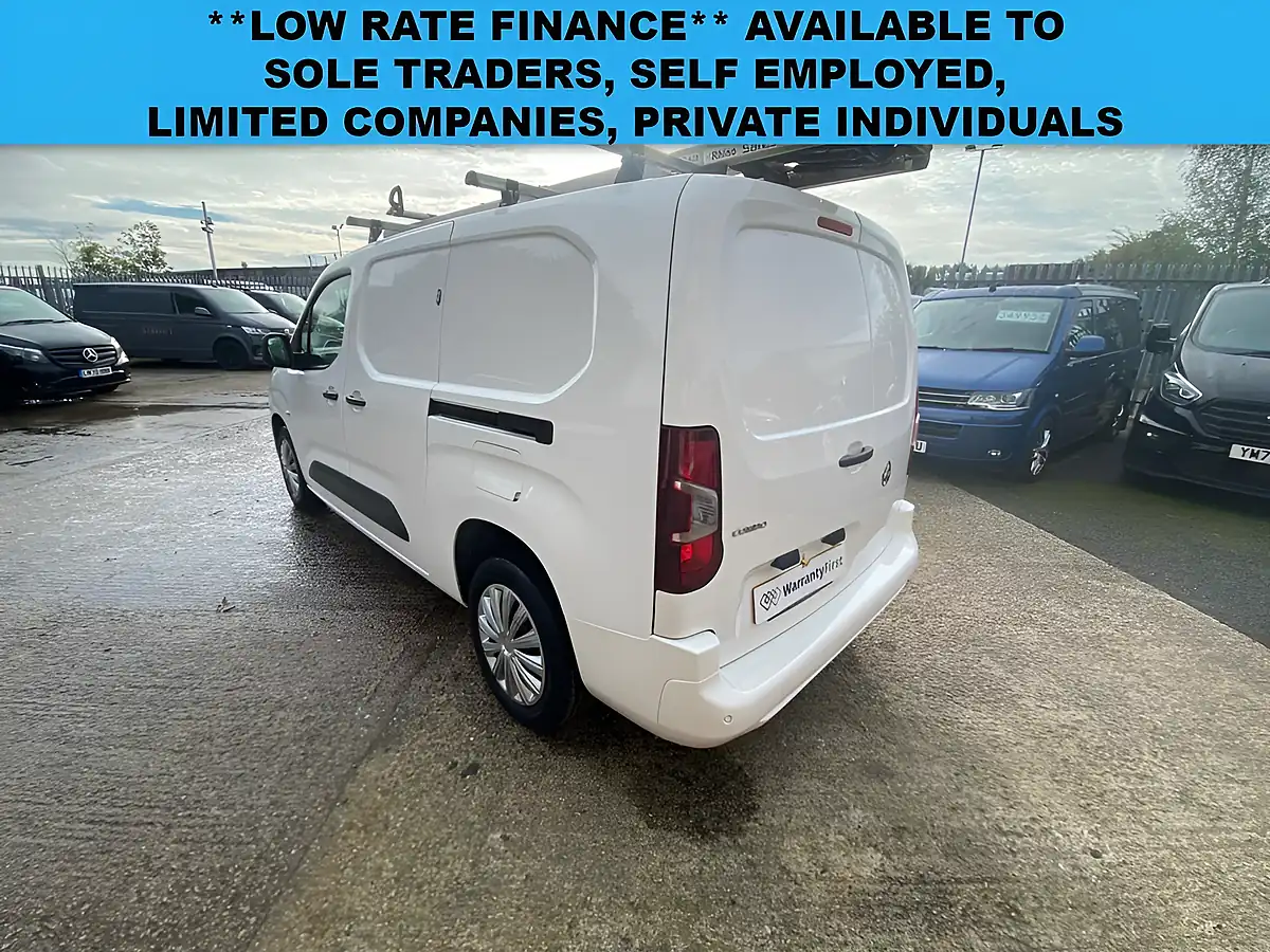 Used 2022 Vauxhall Combo Sportive White - Interior and Exterior details 6